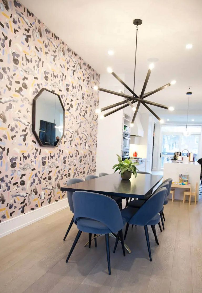 9. Dining room