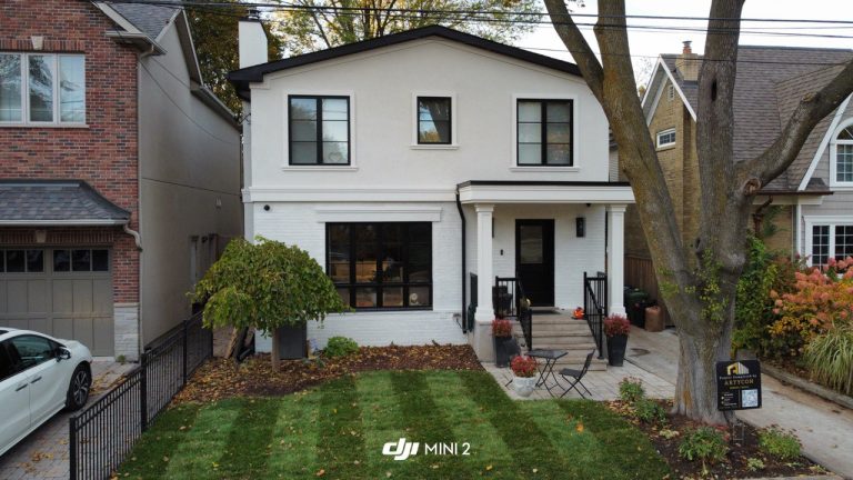 modern-white-stucco-home